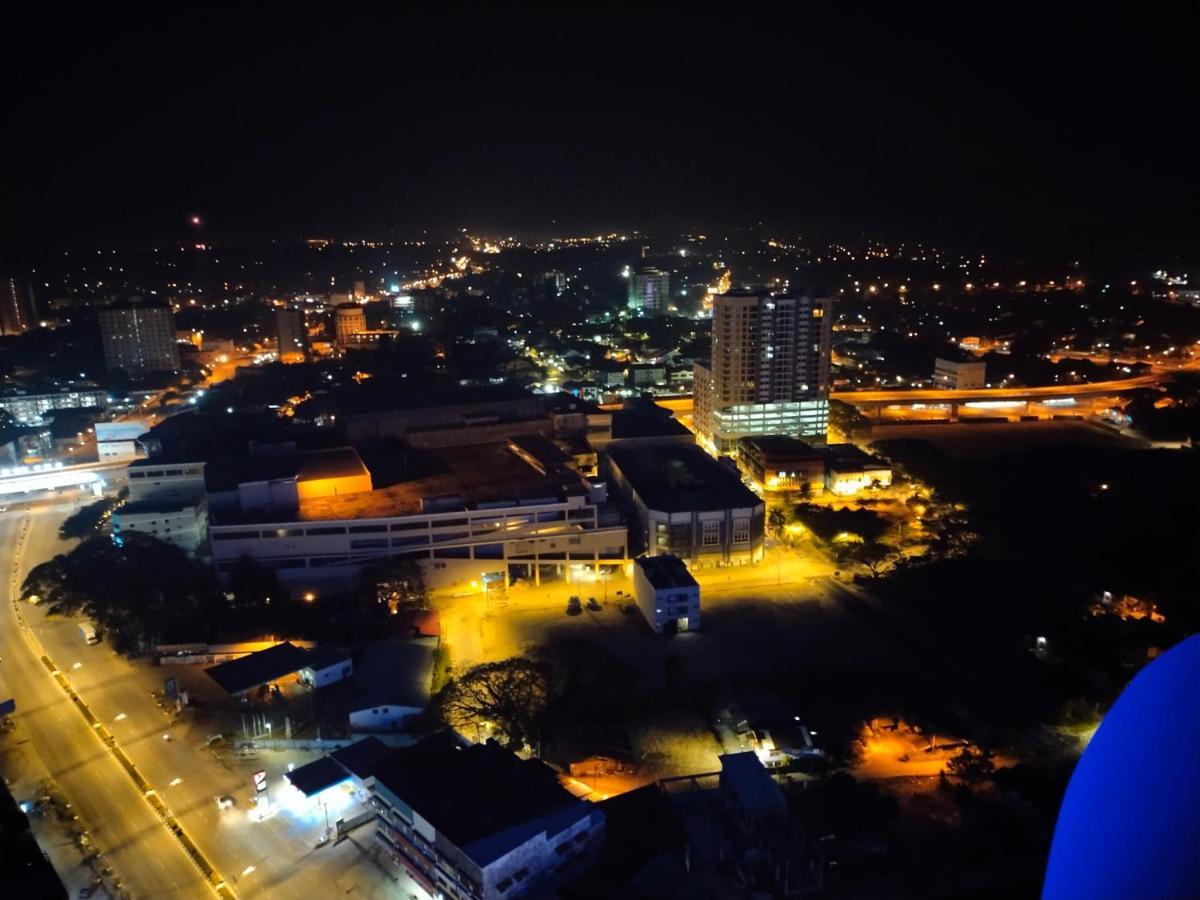 Cmk Troika Apartmen#Free Netflix Kota Bharu Kültér fotó