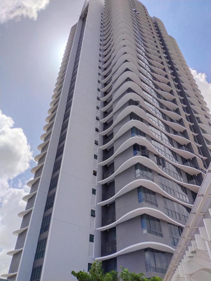 Cmk Troika Apartmen#Free Netflix Kota Bharu Kültér fotó