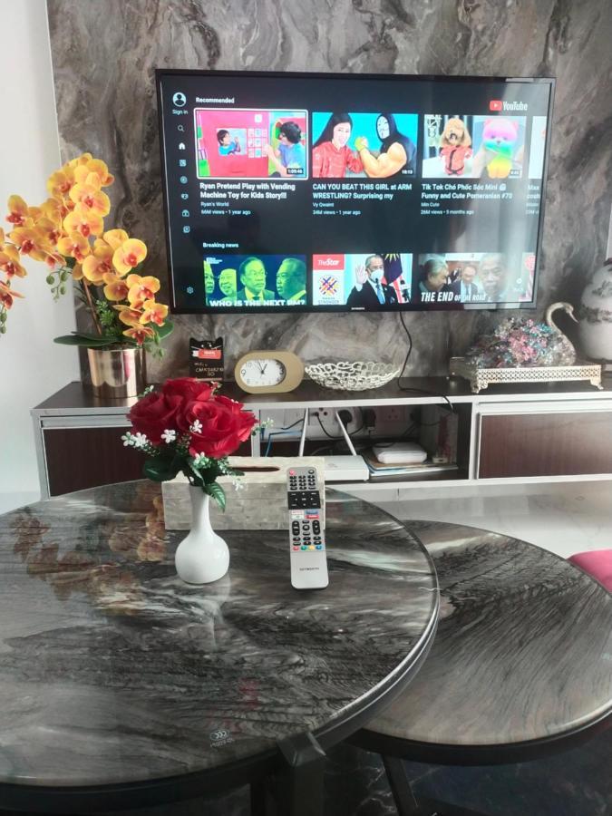 Cmk Troika Apartmen#Free Netflix Kota Bharu Kültér fotó